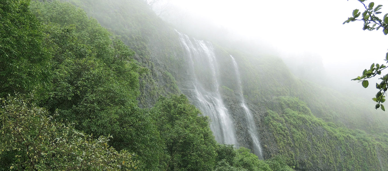 Shree Bhakt Niwas, Near Mahalaxami Temple, Kolhapur